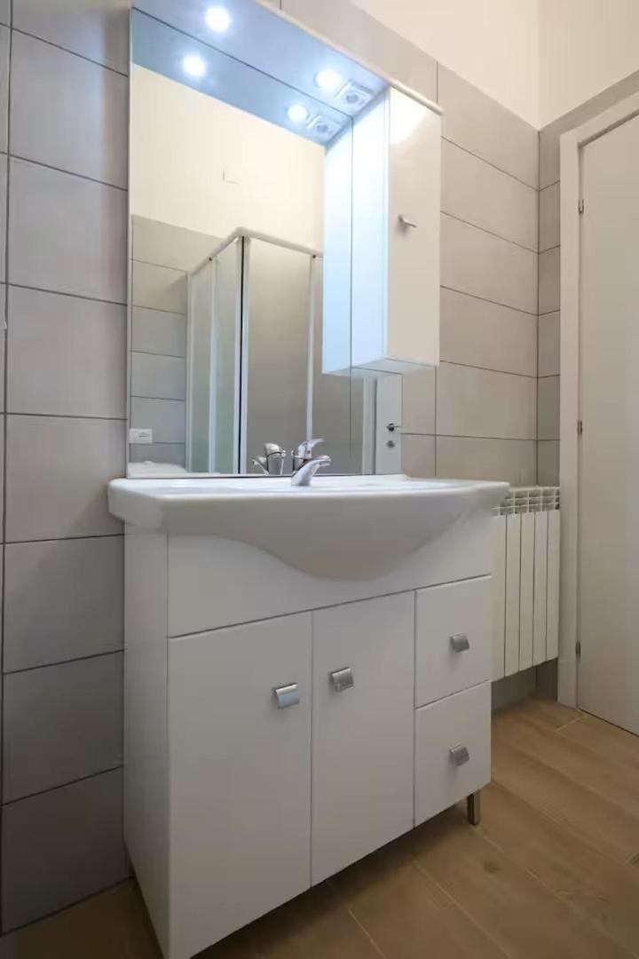 Flat Number 14 Apartment Milan Bagian luar foto